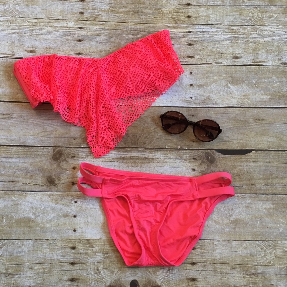 NWT TOP Massimo bikini TOP ONLY sizes L